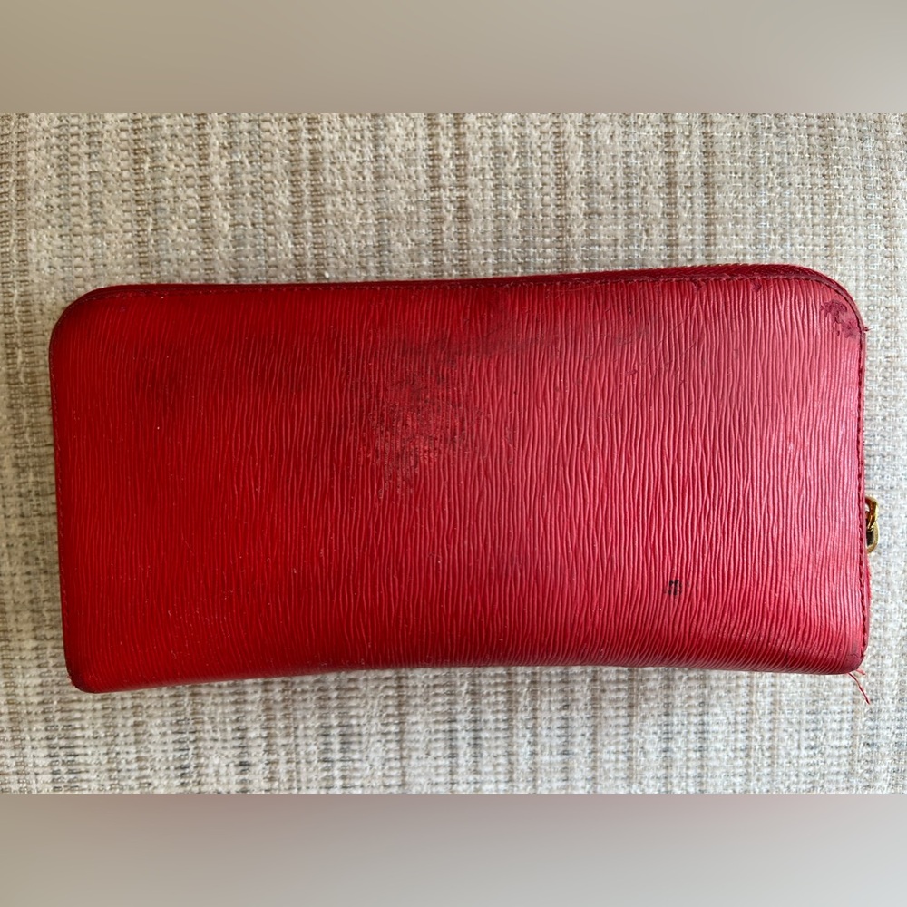 🔴Authentic PRADA Red Wallet🔴 - Picture 3 of 13